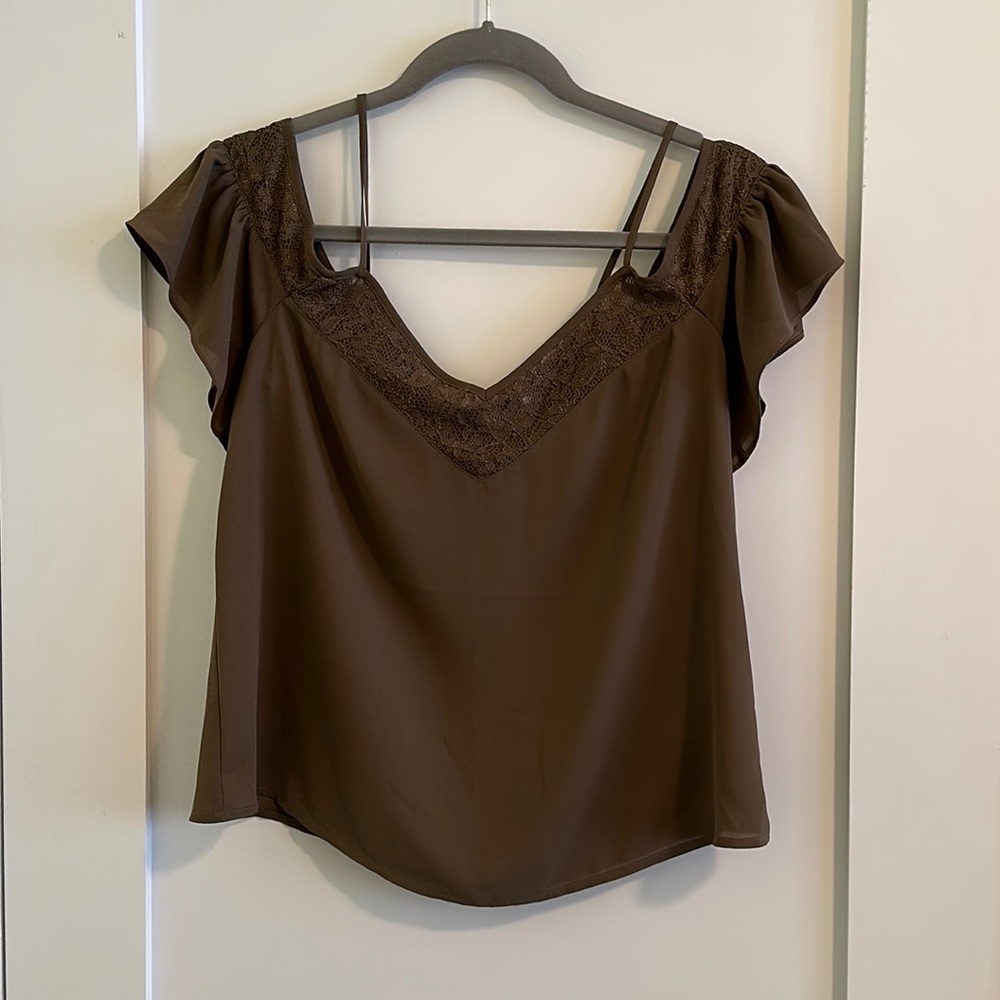 Express short sleeved top with lace accent. Olive color, size S